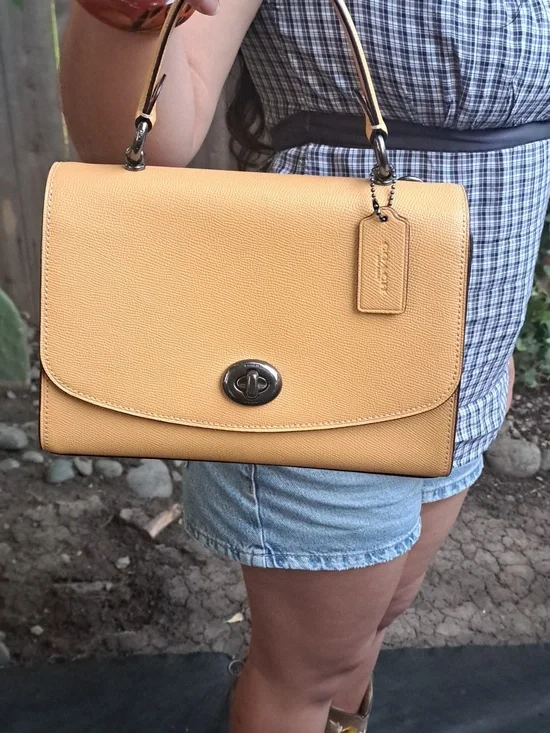 Coach Tilly Top Handle Satchel. - Picture 6 of 14